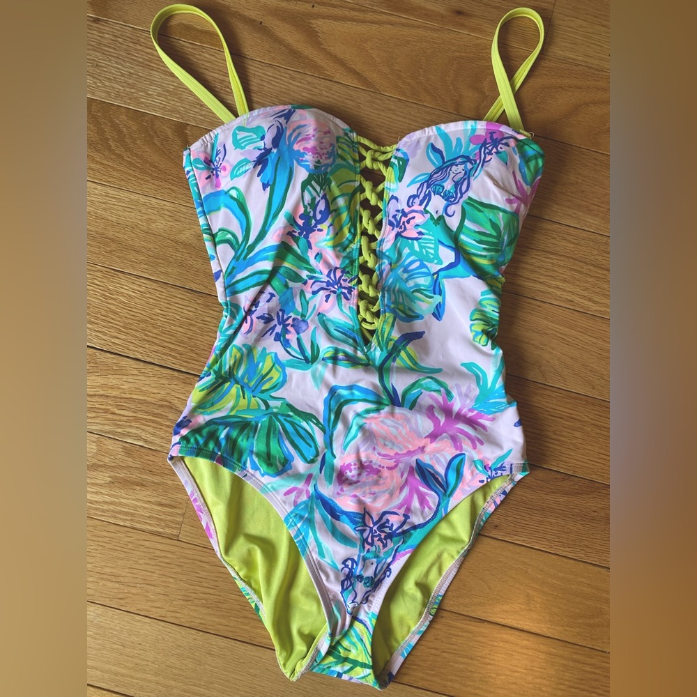 Lilly Pulitzer Size 2 Swim Suit